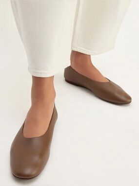 Everlane Day Glove flats in cocoa (brown) size 8
